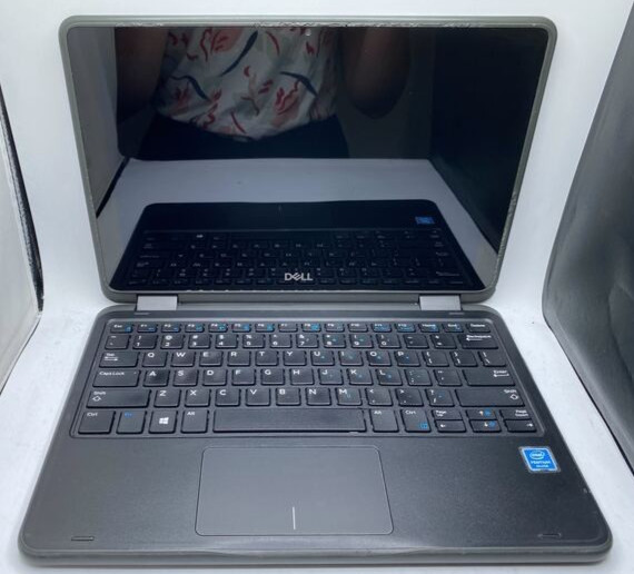 Dell Latitude 3190 2 in 1 11″ Pentium Silver N5030 @1.10GHz 4GB RAM 128GB SSD