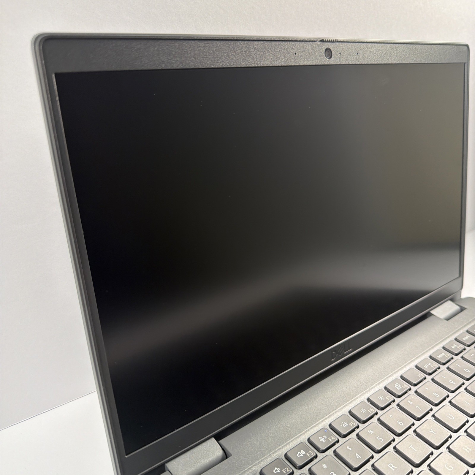 2025 Dell Latitude 3450 14″ Intel i5-1335U 8GB DDR5 RAM 256GB SSD