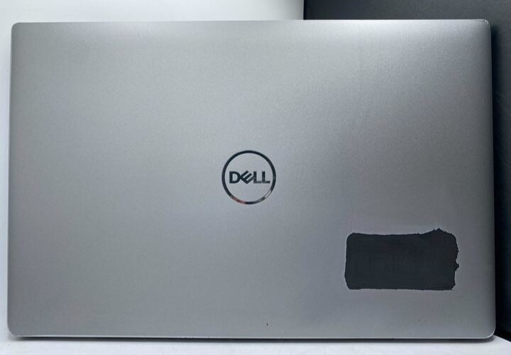 Dell Latitude 5520 15.6″ Laptop Intel Core I7-1185G7 3.0GHz 16GB RAM 256GB SSD
