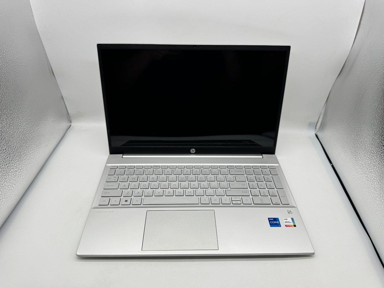 HP Pavilion 15-eg0025nr 15.6″ Laptop intel i7-1165G7 2.80GHz 16GB RAM 512GB SSD