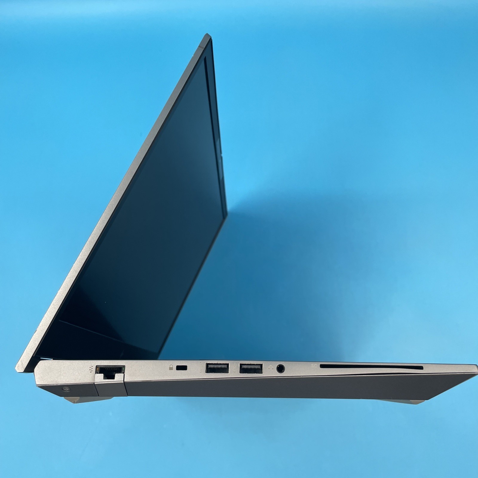 HP ZBook Fury G7 | i7-10850H | 32GB RAM | 256GB SSD | T2000 | W11 PRO | 74% BATT