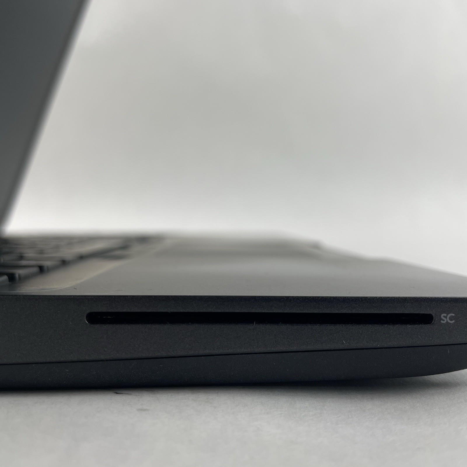 Dell Latitude 5501 15.6″ i5-9400H 2.50 GHz 8 GB RAM No SSD/OS/AC