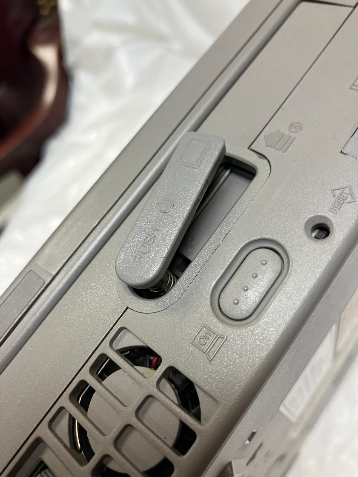 Vintage Toshiba Tecra 500CDT Computer w/ Power Cord, FOR PARTS