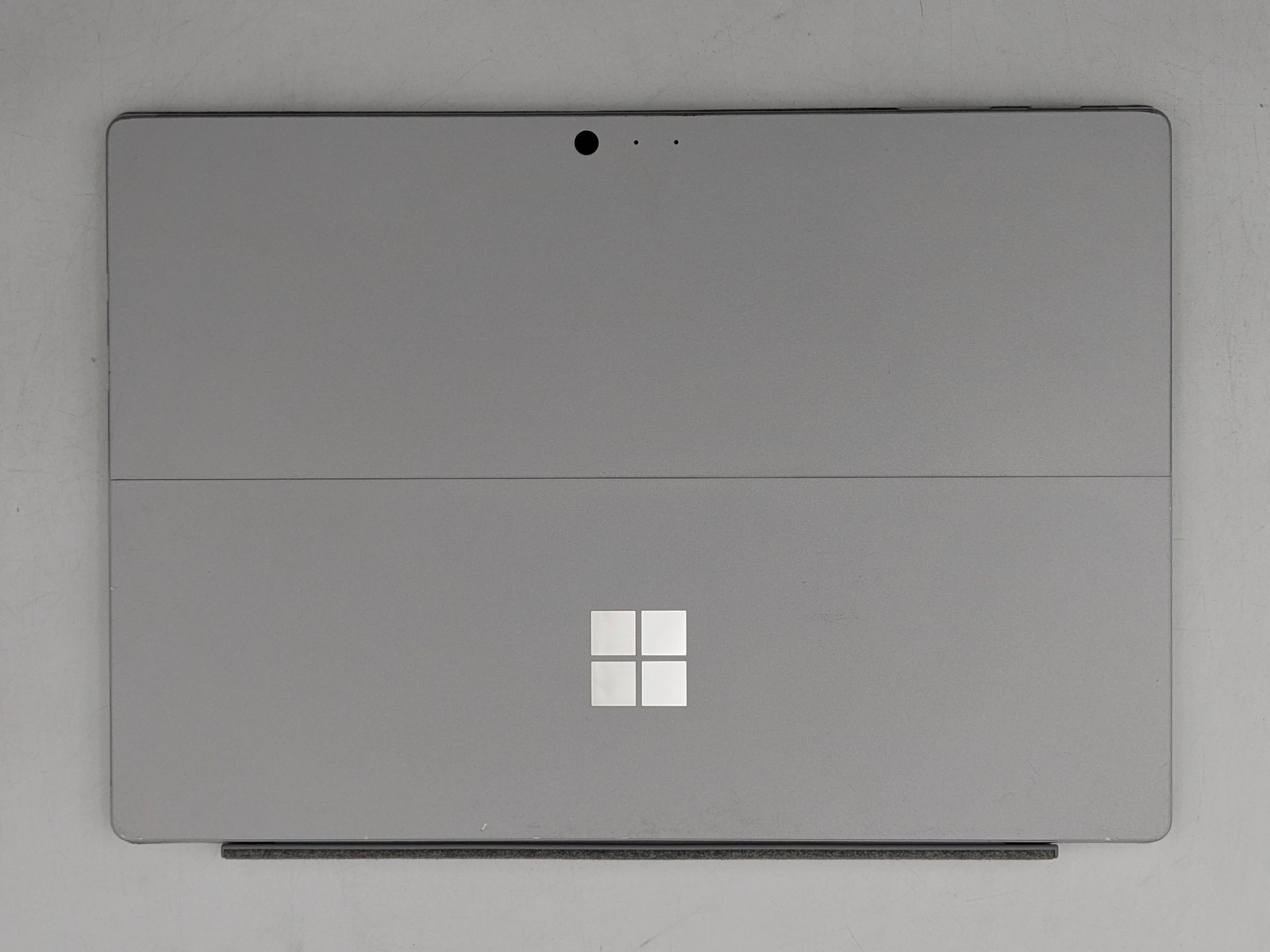 Surface Pro 6 2-in-1 12″ 2736 x 1824 Touch I5-8250U 128GB 8GB W11 Backlit IRCam