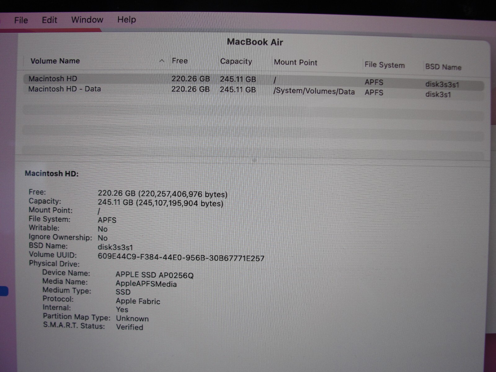 161 cycle Apple MacBook Air 13″ M1 2020 8CPU/7GPU 8GB 256GB SSD A2337/MGN63LL/A