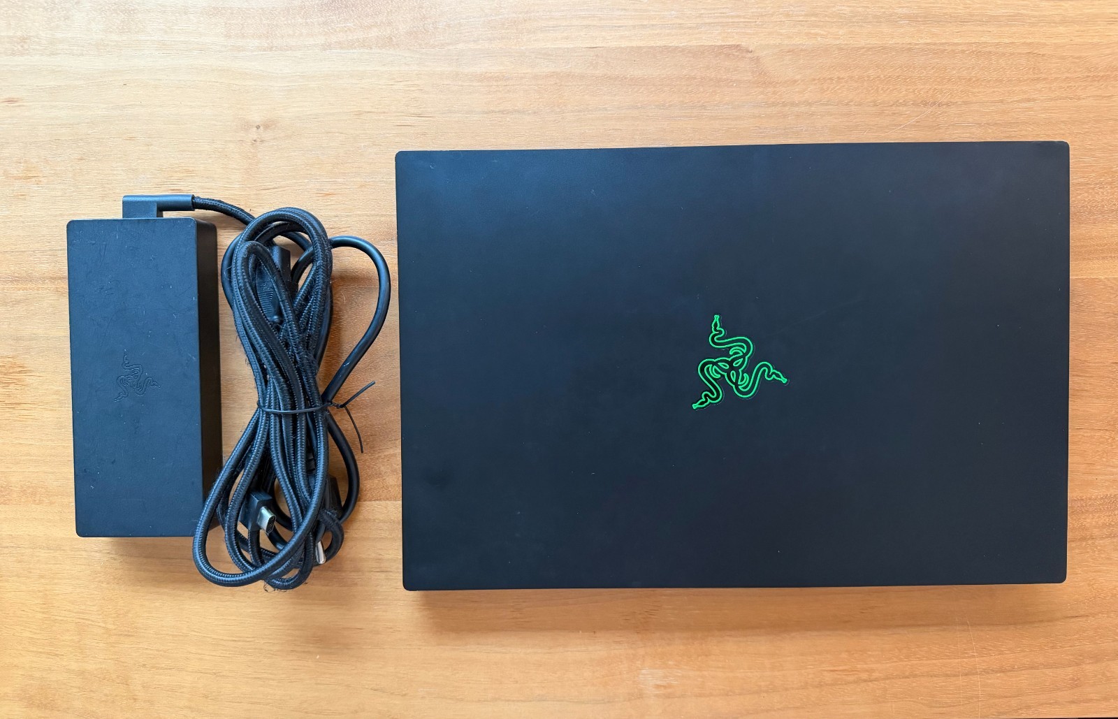 Razer Blade 15 (2020) Gaming Laptop i7-10750H RTX 2060 16GB 512GB SSD 144Hz