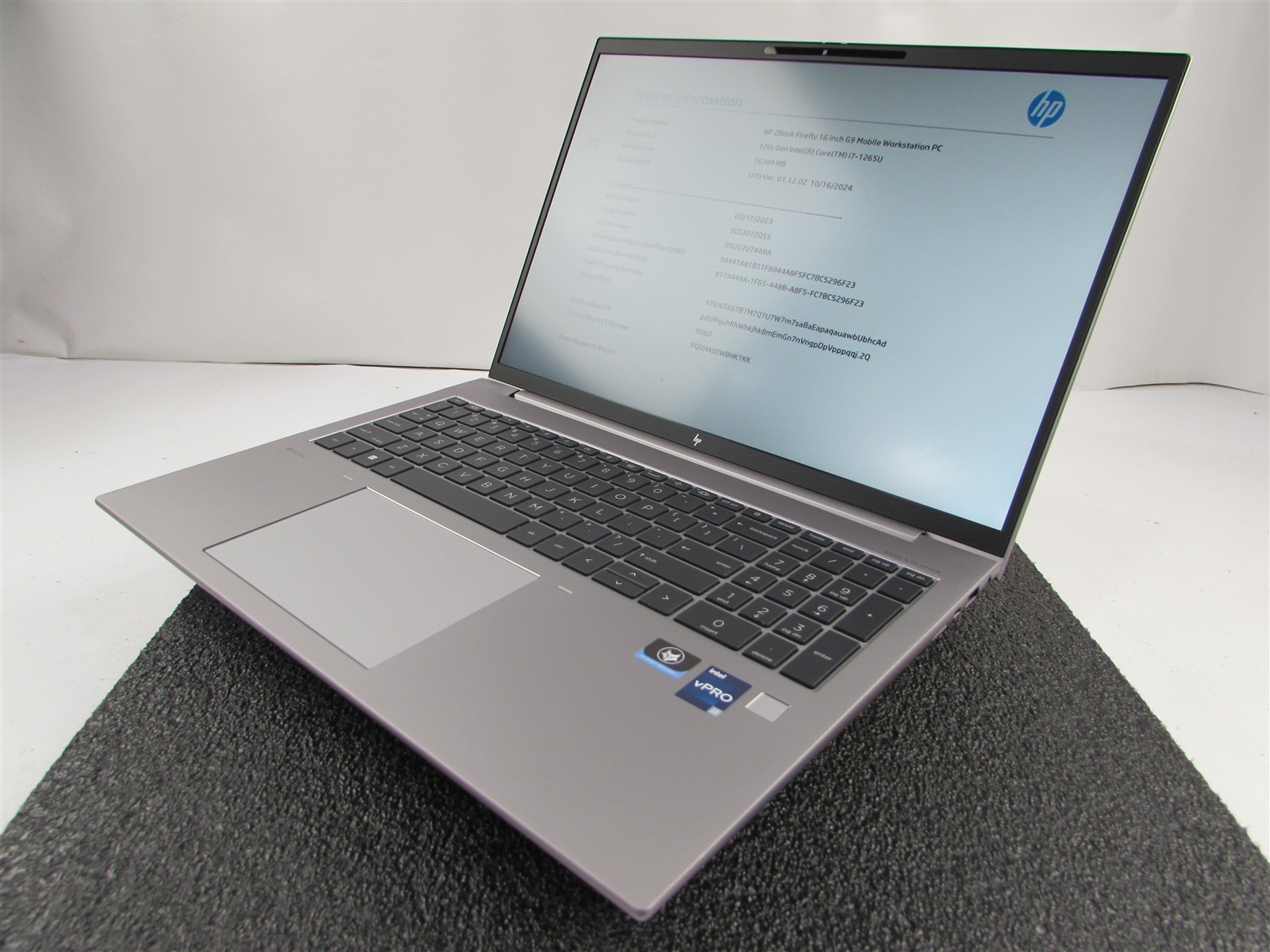 HP ZBOOK FIREFLY 16 (G9) 1920X1080 FHD I7-1265U 512GB SSD 16GB RAM NO O.S