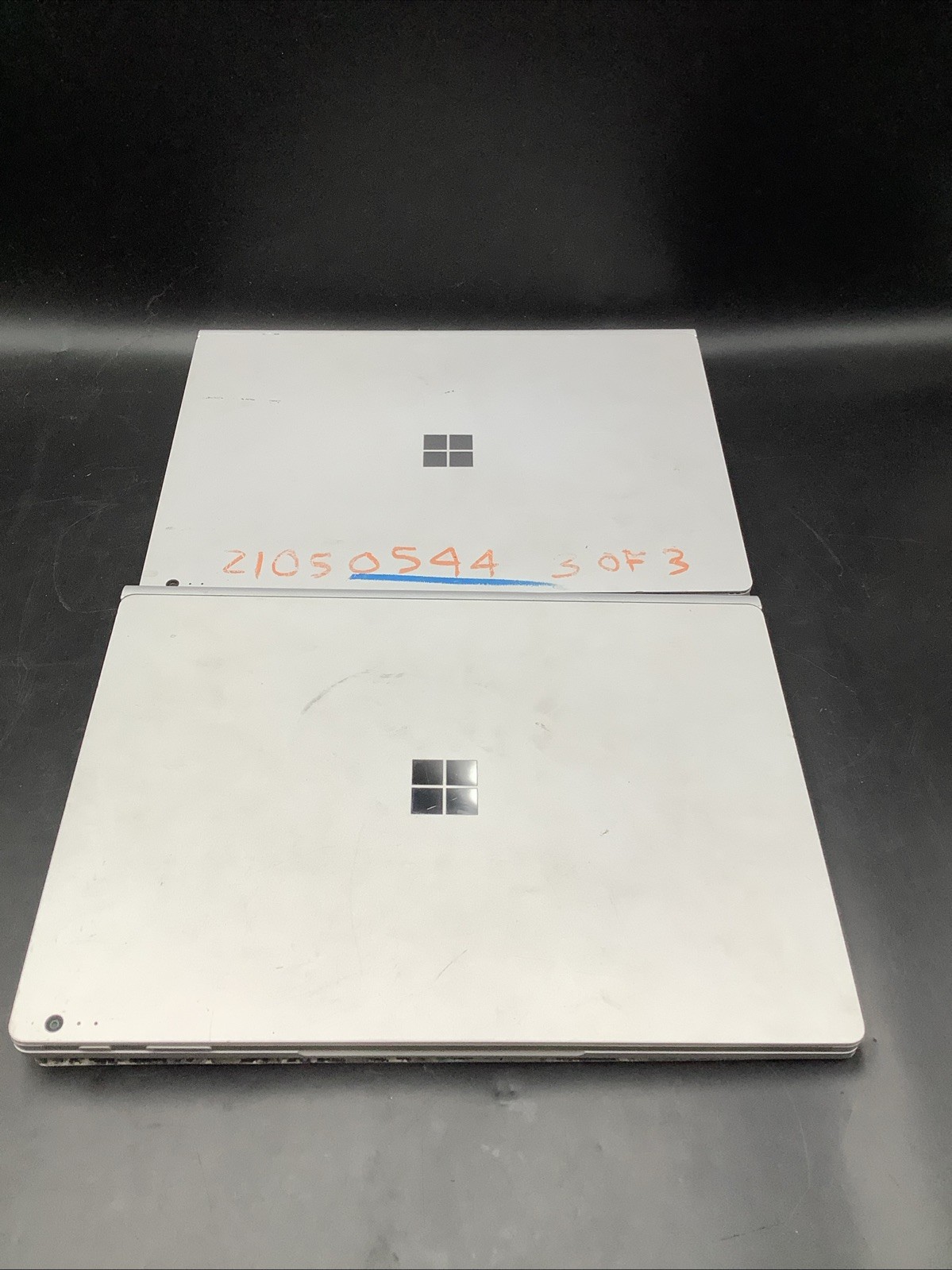 x2 Microsoft Surface Book 13.5 inchIntel i7-6600U, 2.6GHz, 16GB READ | Free Ship