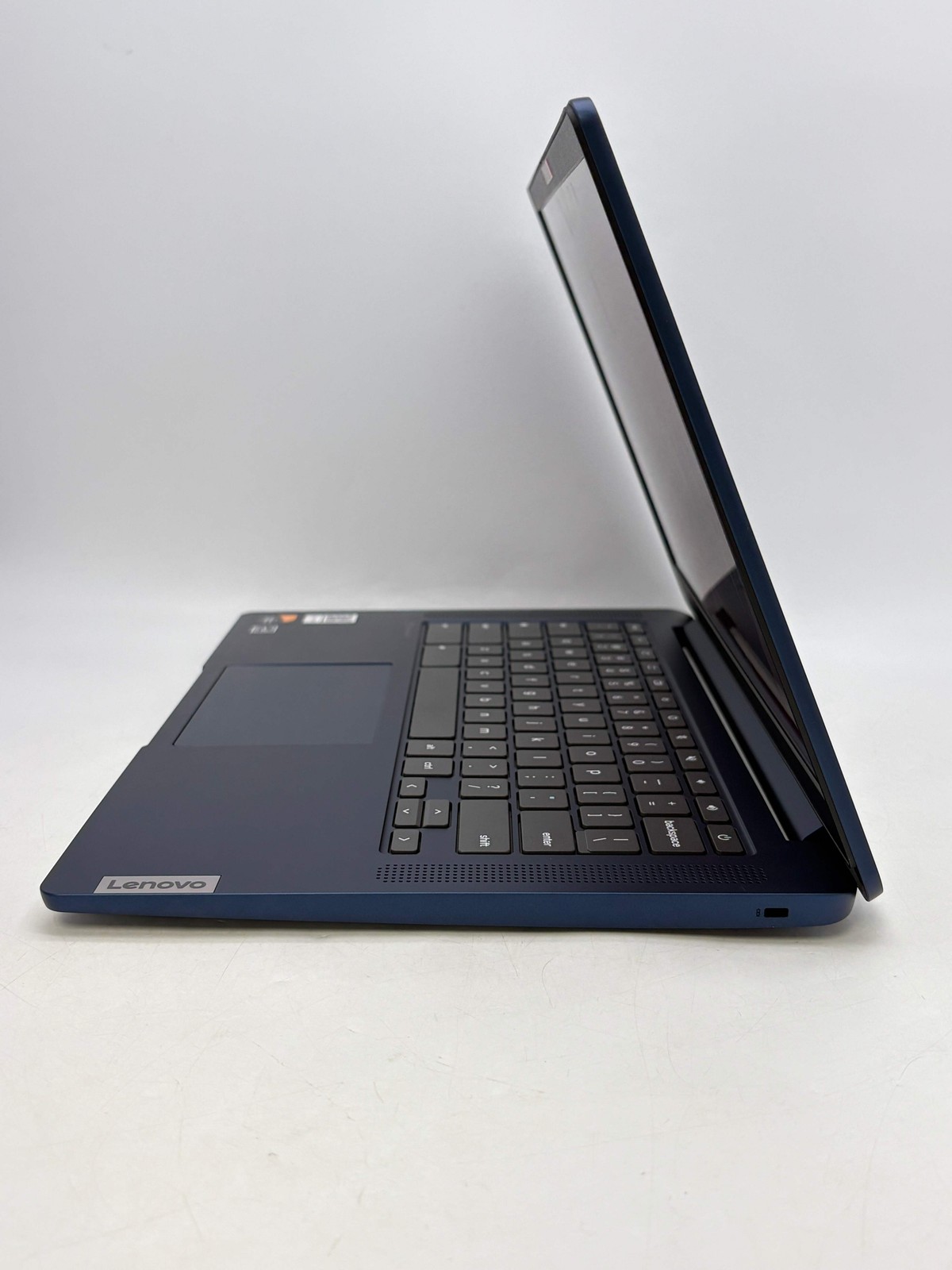 Lenovo IdeaPad Slim 3 Chromebook 14M868 14″ Kompanio 520 4GB 64GB Used