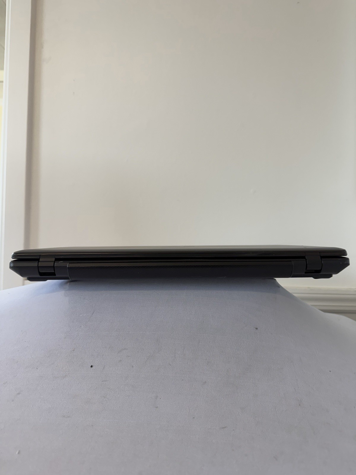 Asus X755J Laptop – Good Screen – Intel i7 – RAM 8 GB – Read Des