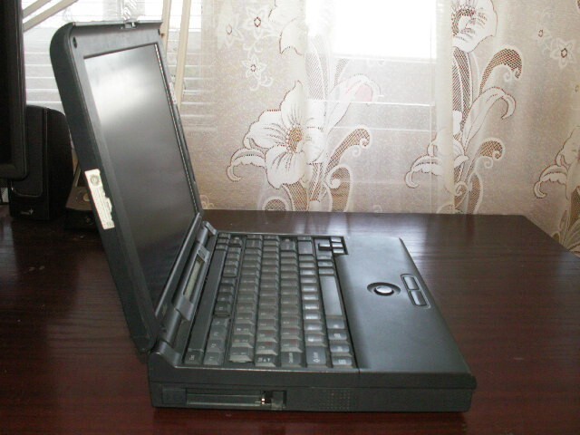 Fujitsu 166MHz MMX 32MB 1.6GB HDD USB CD Windows 95 98SE or 2000 Grade A Vintage