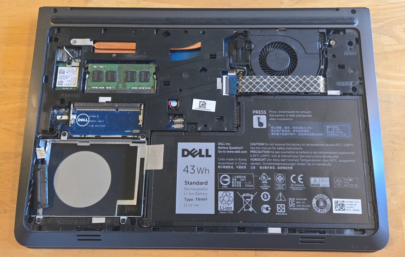 Dell Latitude 3450 14″ Intel Core i5 *AS-IS* No Boot/No Power
