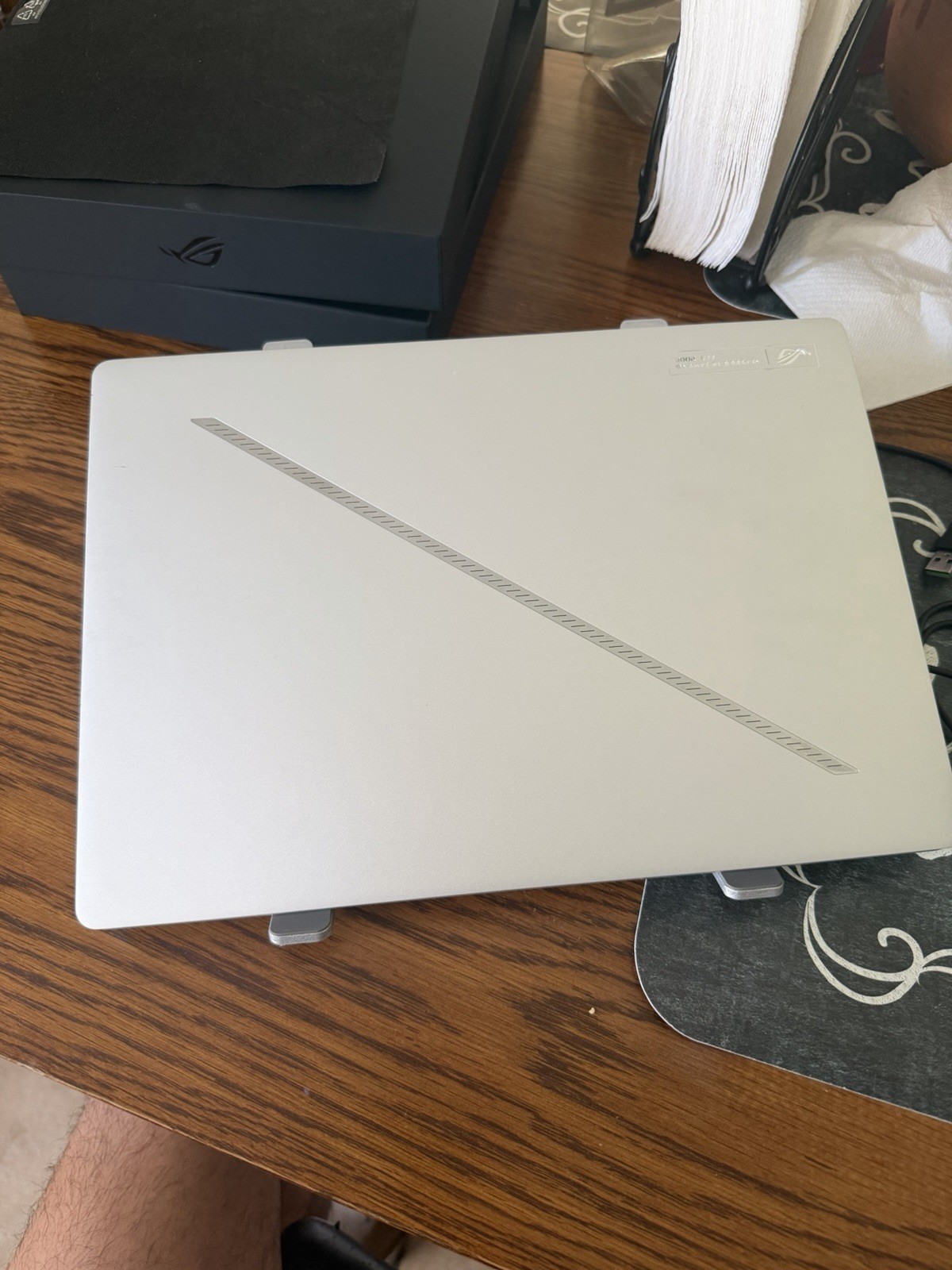 ROG ZEPHYRUS G14 (2025) /RYZEN 9 370HX /RTX 5070Ti/32GB RAM/1TB NVME/120Hz 3K