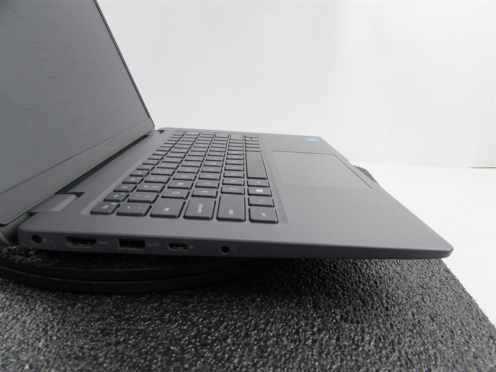 DELL LATITUDE 3440 1366X768 14″ CORE I5-1335U 256GB SSD 16GB RAM NO O.S