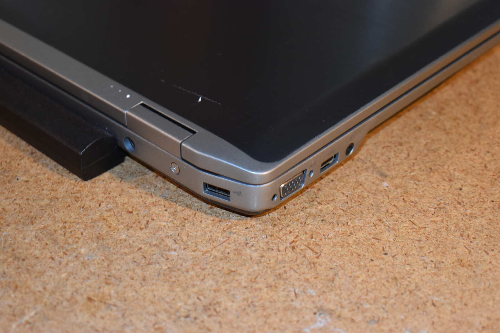 Dell Latitude E6530 Intel Core i5-3320M 4GB 320GB HD Windows XP Pro NVidia 5200M