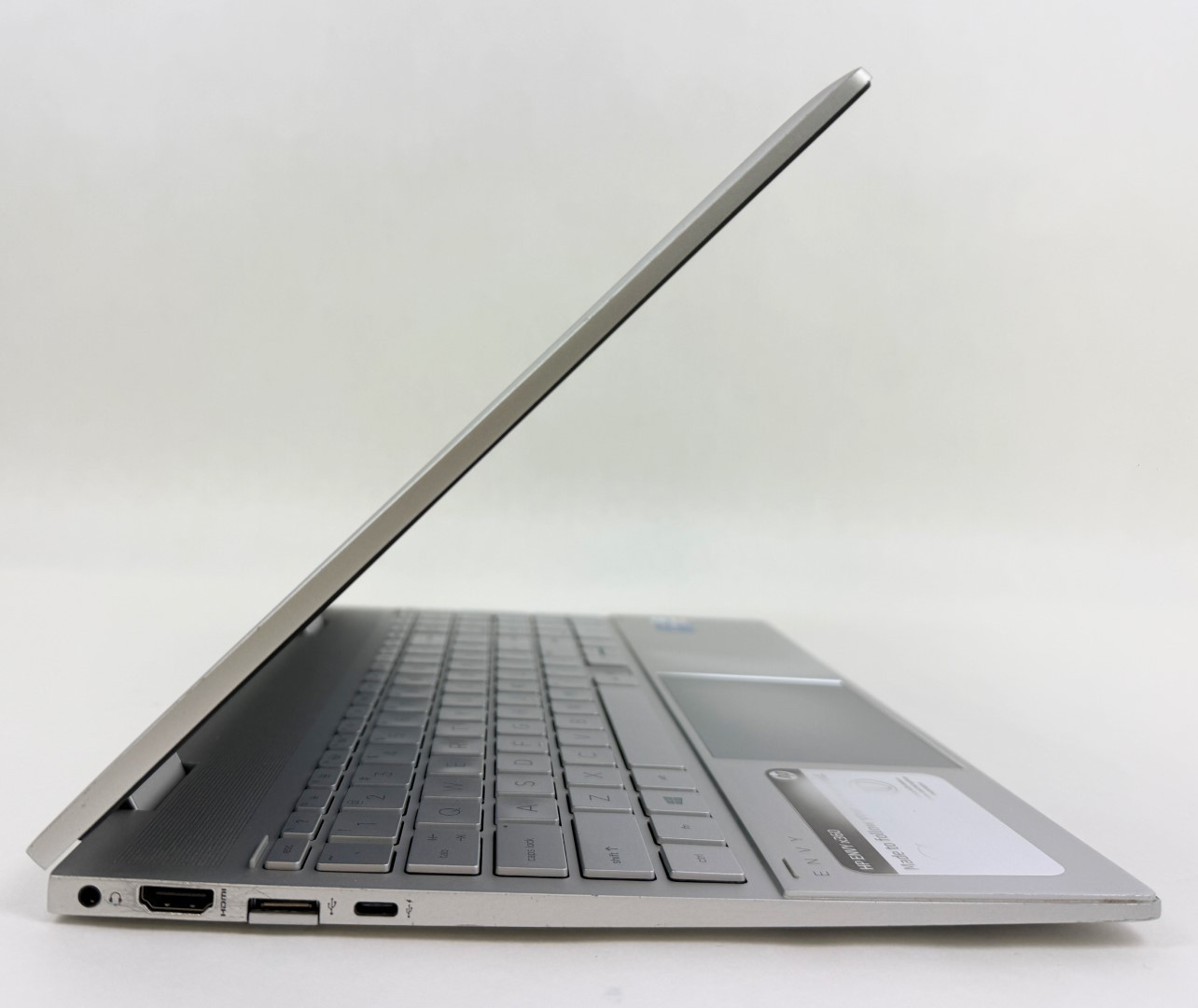 HP Envy x360 15m-ed0013dx 15.6″ Touch i5-1035G1 8GB 256GB SSD W11H 2in1 – Read