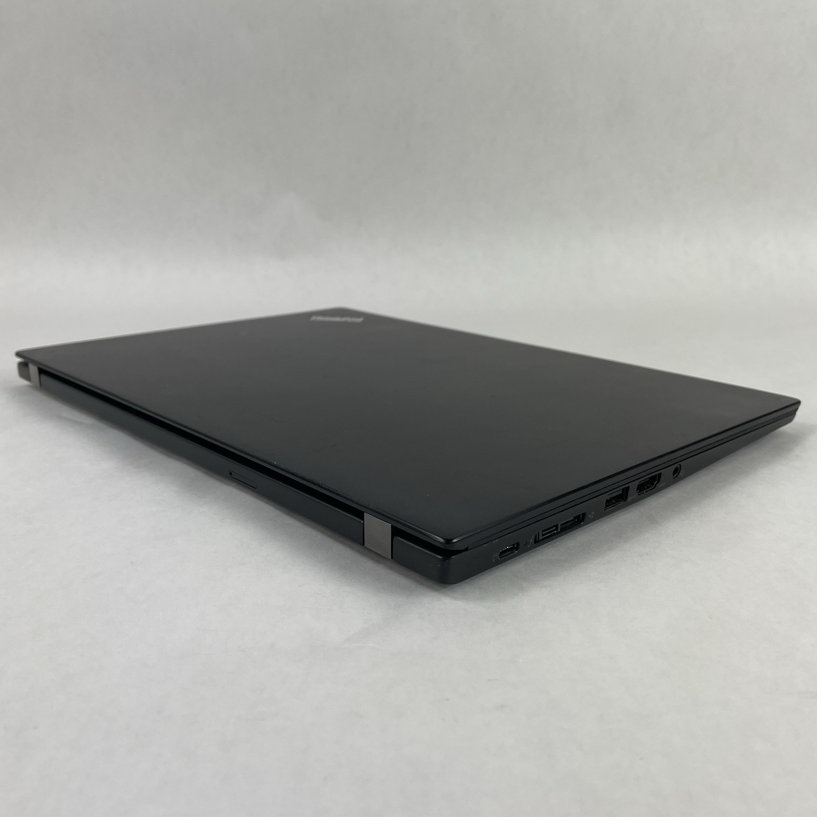 Lenovo ThinkPad T490s 14″ i5-8365U 1.60 GHz 8 GB RAM No SSD/OS/AC – Logo