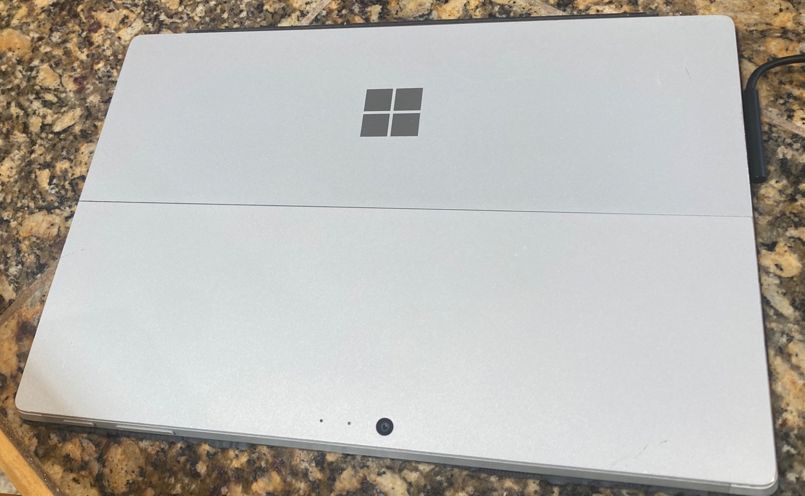 Microsoft Surface Pro 4 12.3″ (119GB SSD, Intel Core m3-6Y30, 4GB RAM)