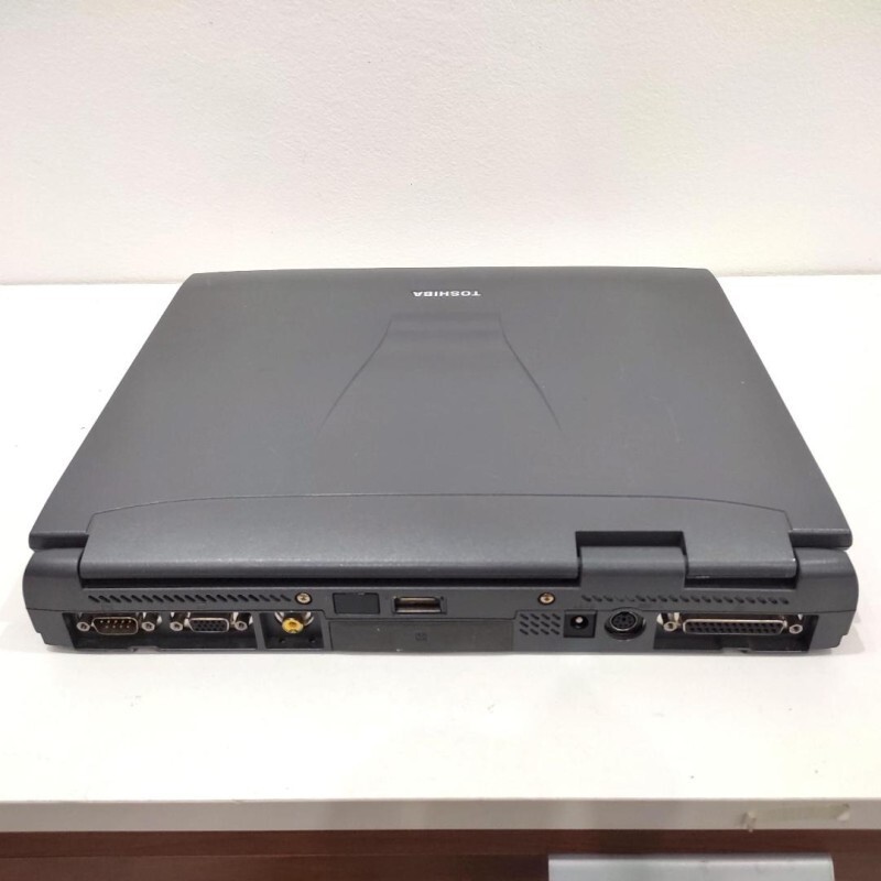 Toshiba WINDOWS 98 Serial Pentium 3 500 MHz Floppy 22014 Laptop PC Notebook