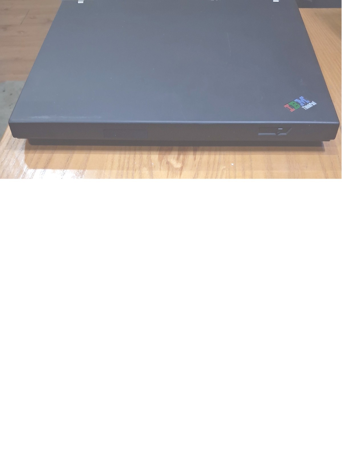 T43 IBM Thinkpad Laptop , Very Clean, 100% Tested. ATI Graphics, 15-in SXGA