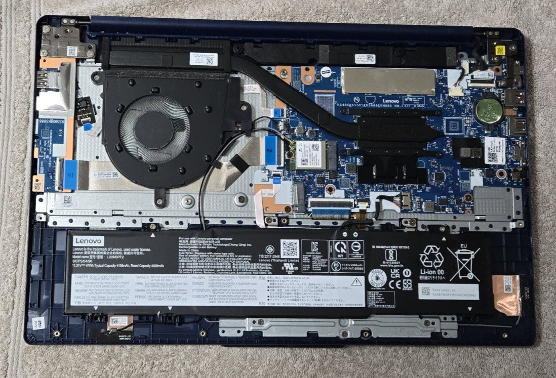 LENOVO IdeaPad Slim 3 15IRU8 – LAPTOP NOTEBOOK FOR PARTS OR REPAIR – SEE BELOW