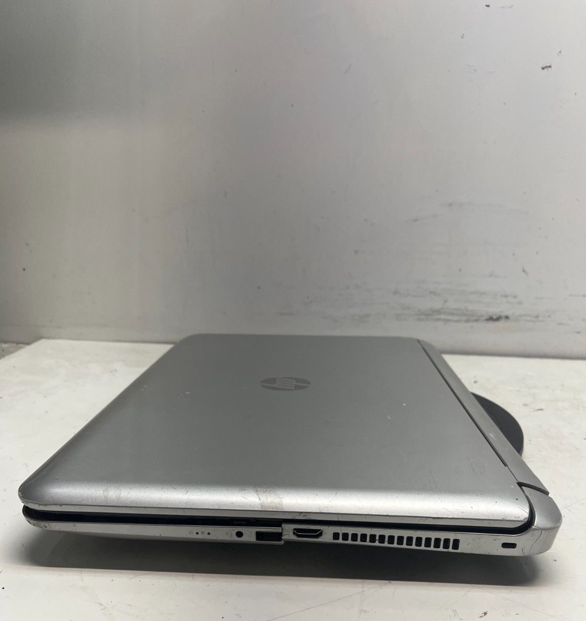 HP Pavilion 17-g133cl AMD A10 Extreme Radeon R8 200 MHz 4GB NO HDD