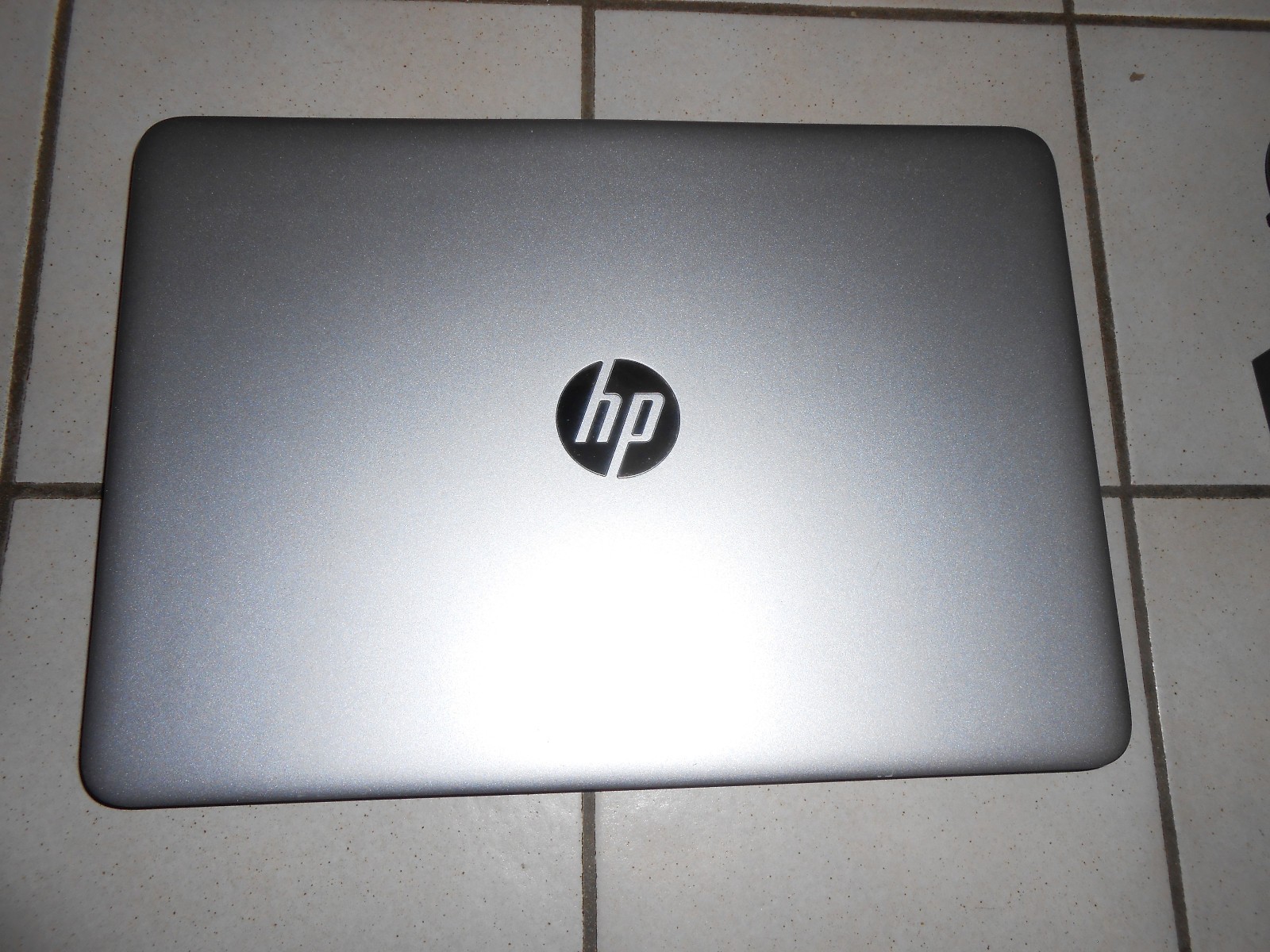 HP Elitebook 840 G3 i7-6500U 8GB 256GB 14″ Full HD Linux Mint