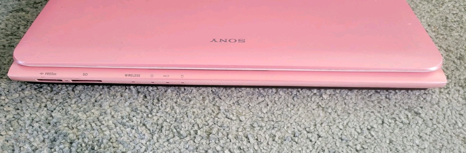 Sony VAIO Pink E Series Laptop 13” i3-3120m CPU, DVD 8GB Ram 500GB Win10