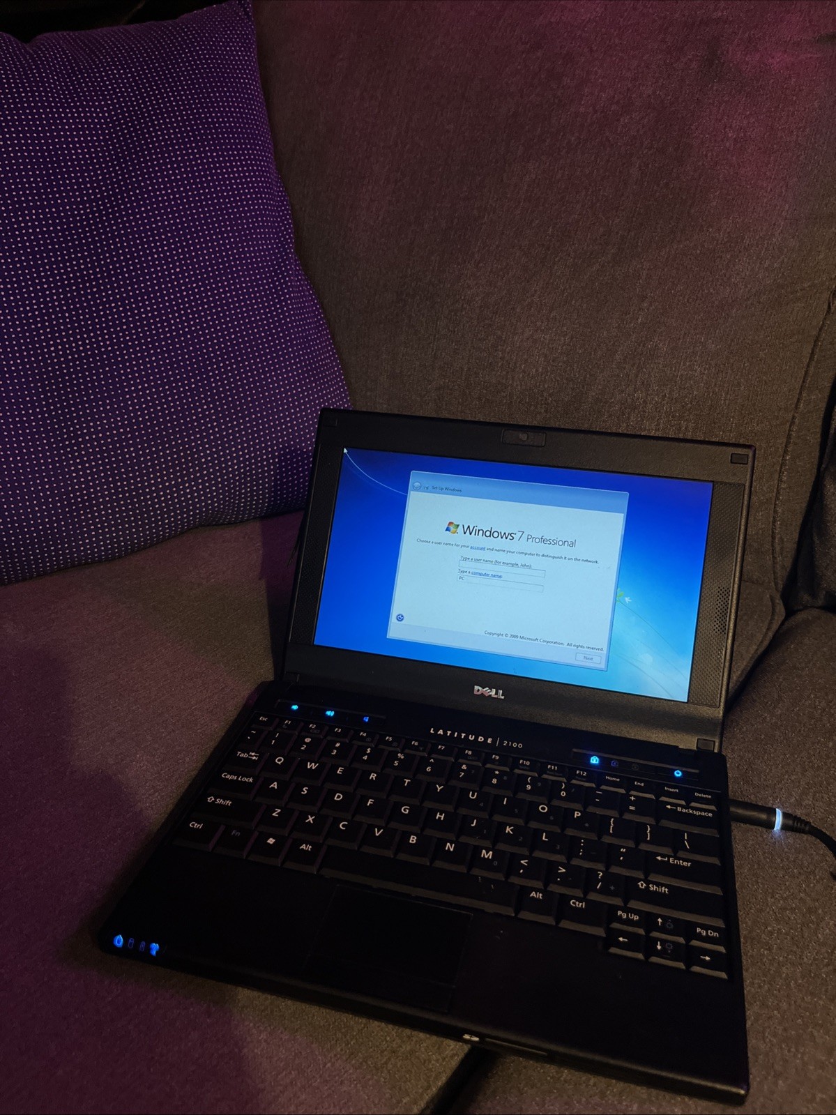 Dell Latitude 2100 Intel Atom N270 1.60GHz 2GB RAM Windows 7