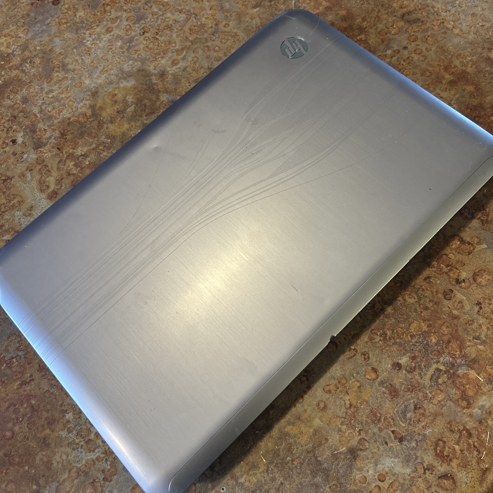 HP Pavilion Dv6 i3-370@2.4GHz 4GB DDR3 PARTS Powers On