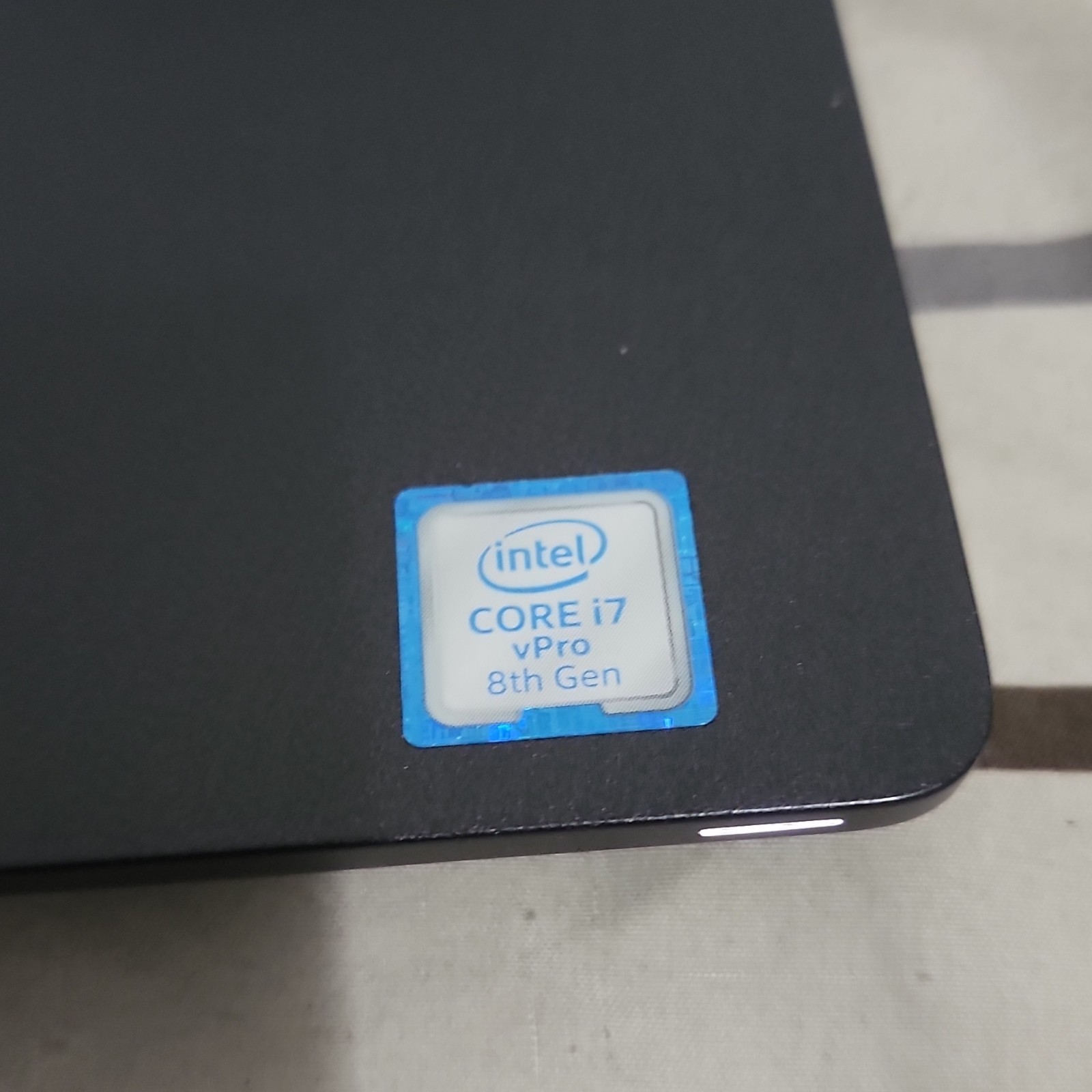 Dell Latitude 5300 15.6″ Laptop Intel i7-8665U 8GB RAM 237GB SSD Windows 10 Pro