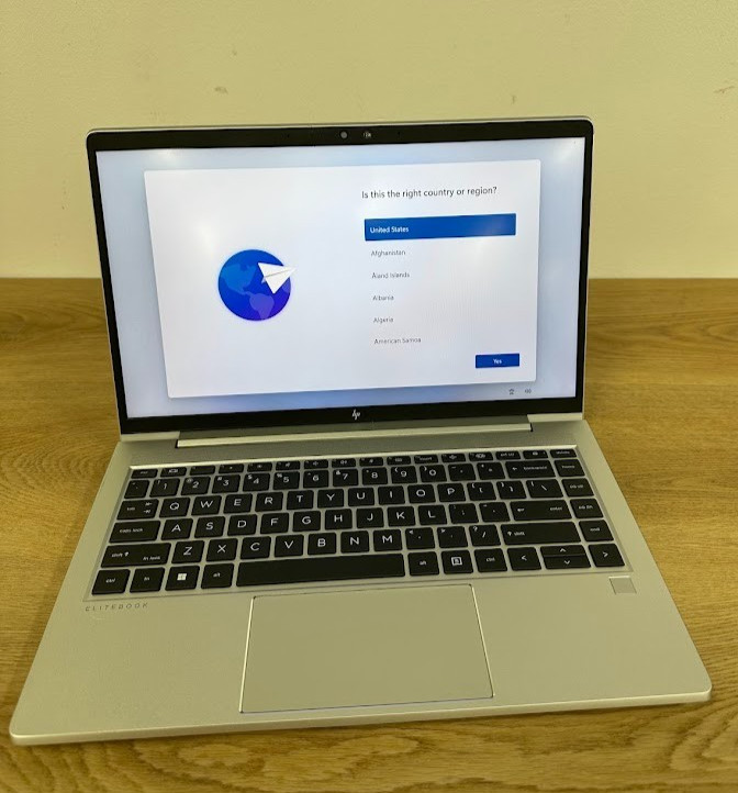 HP EliteBook 645 G10, Ryzen 7 Pro 7730U, 16GB DDR4, AMD Radeon, 512GB SSD, 2023
