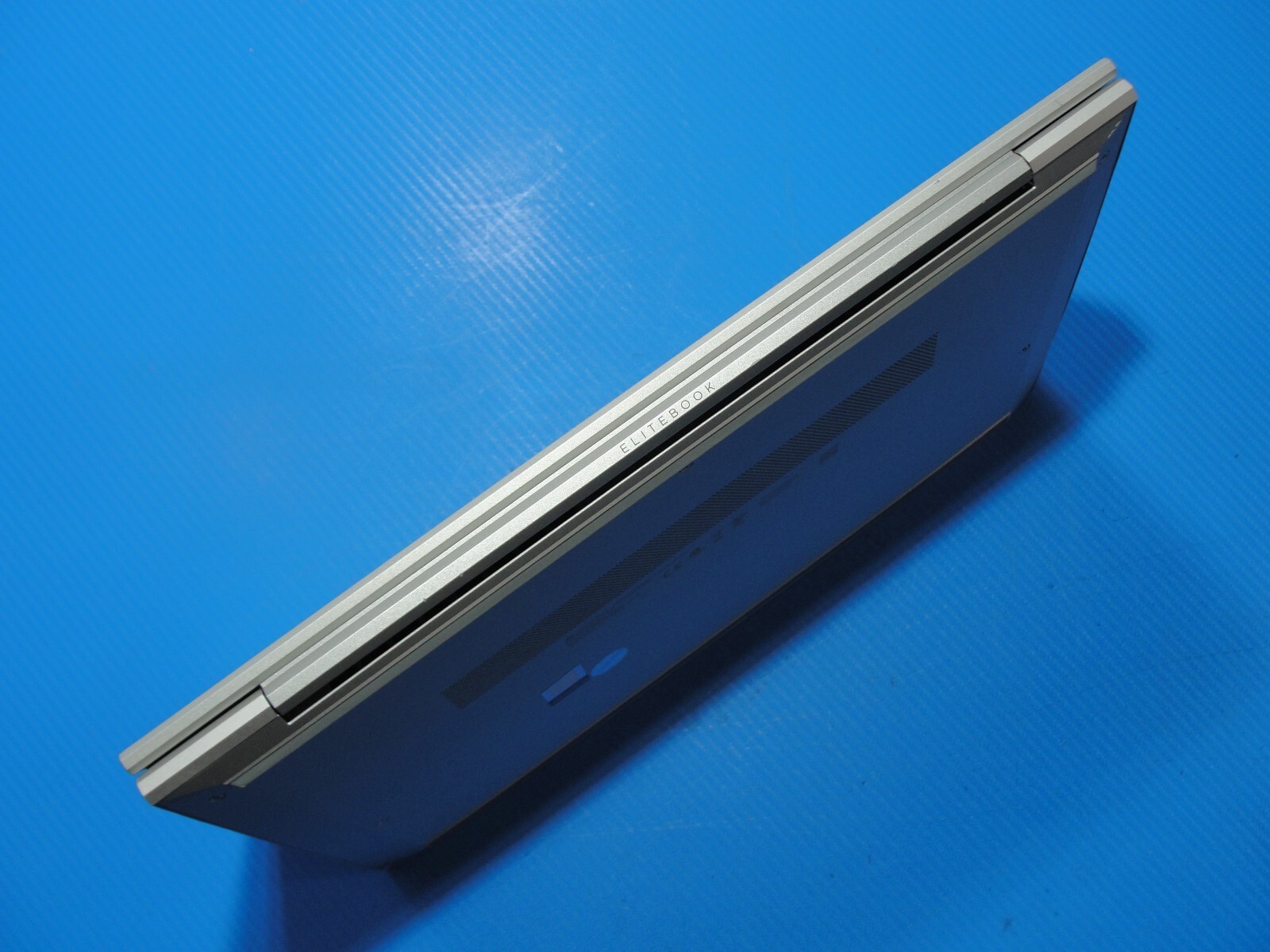 HP EliteBook 840 G7 14”FHD Intel Core i7-10610U 1.8GHz 16GB 256GB SSD+ Charger