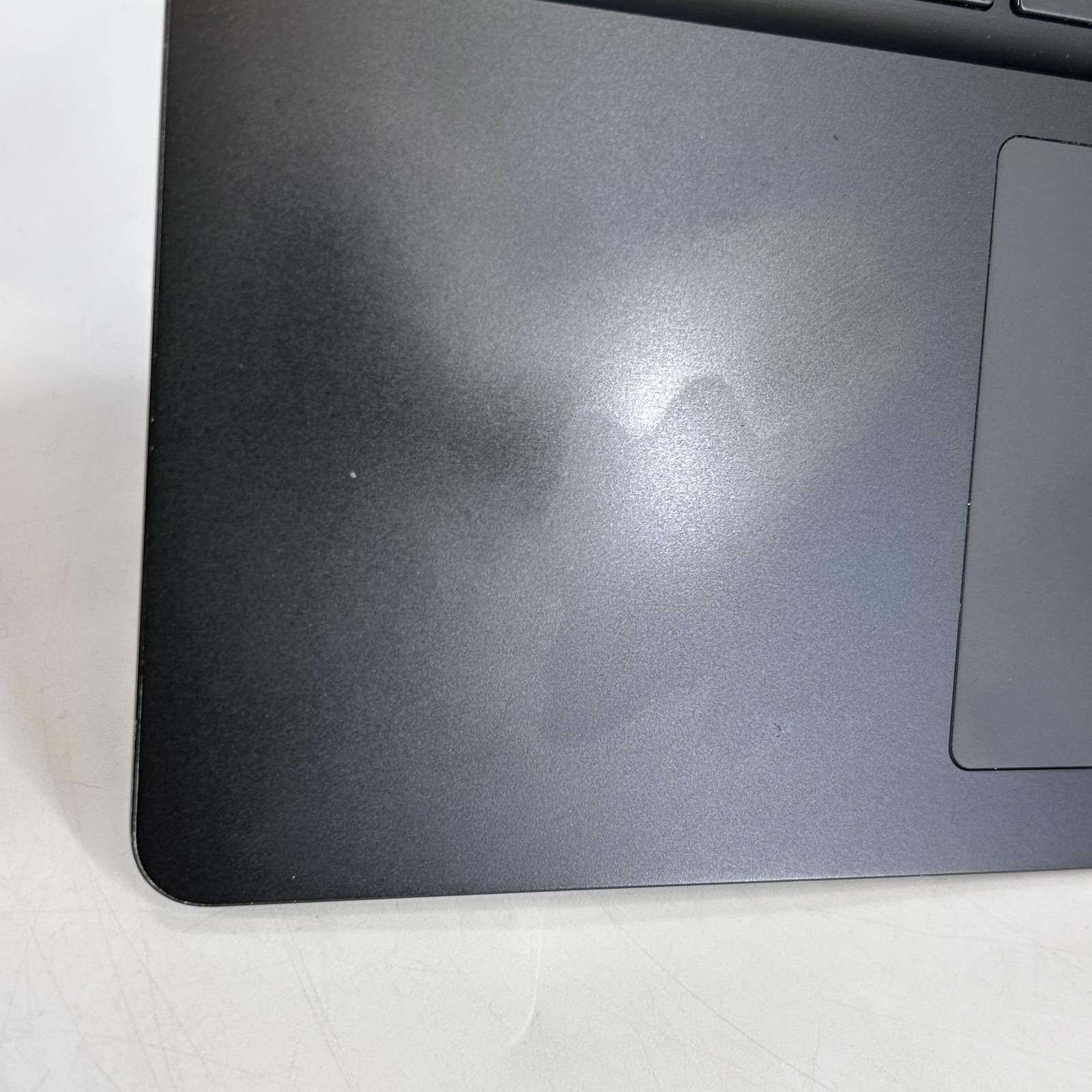 Microsoft Surface Laptop 4 13.5 2K TOUCH i7-1185G7 3.00GHz 16GB 256GB- WORN KEYS
