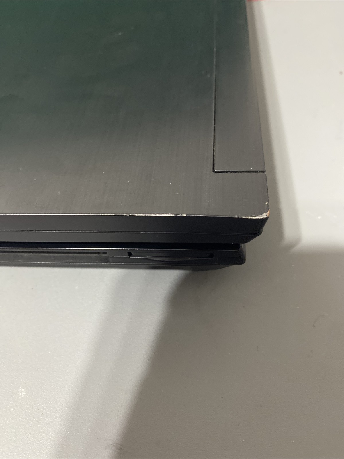Dell Latitude 15.4″ Laptop PP30L Intel Centrino For Parts Or Repair No HDD