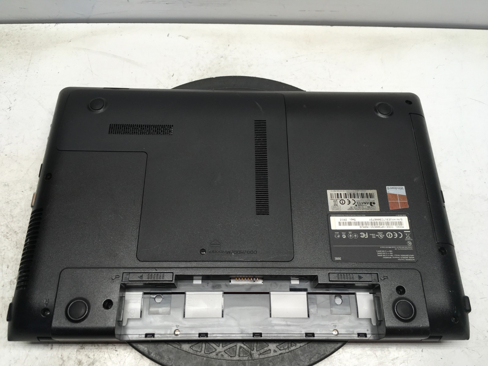 Samsung 300E Intel Pentium B950 2.1GHz 4 GB NO HDD