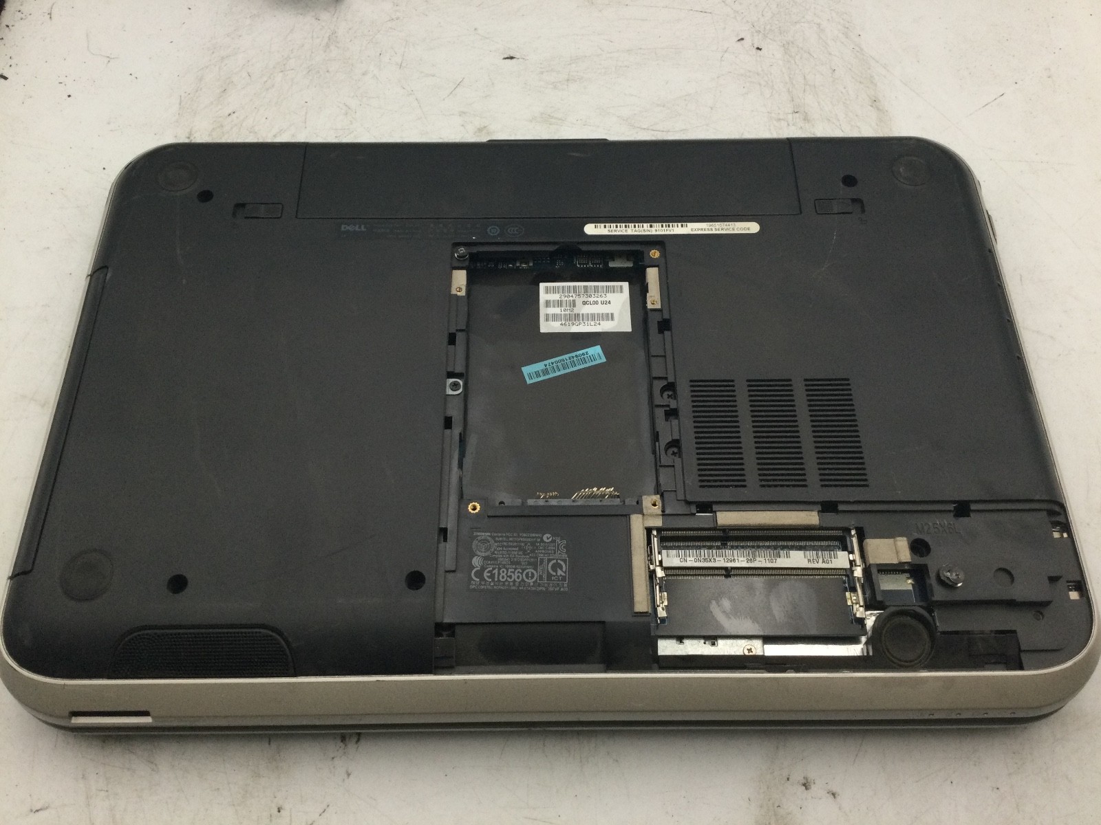 Dell Inspiron 5520 – FOR PARTS-15″- Intel Core i5 3rd Gen -DOES NOT POWER ON-BB