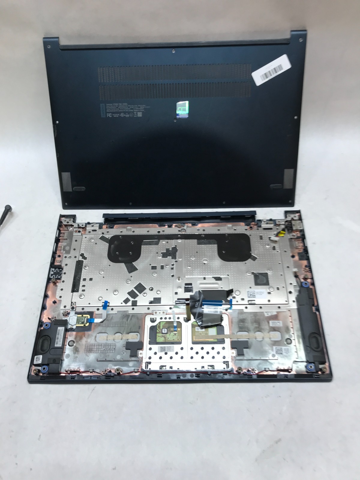 Lenovo Yoga 730-15IWL PALMREST/BOTTOM ONLY NO MOTHERBOARD For Parts READ!!! – DW