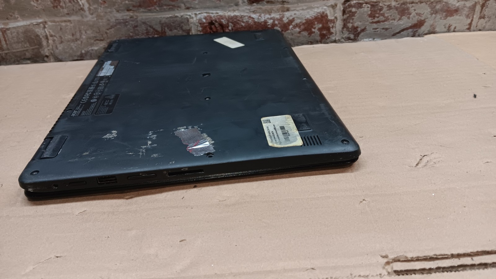 Acer Aspire R14 R5-471T Laptop Intel core I7 6th gen cpu 14″ LCD for parts