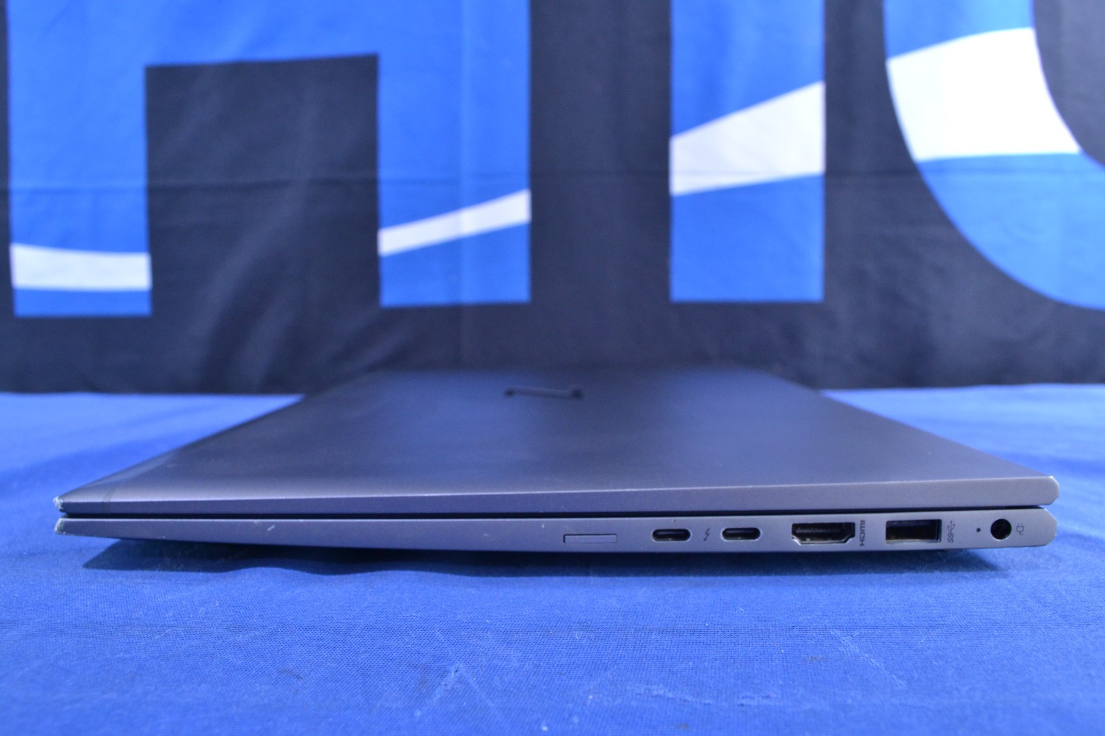 HP ZBook Firefly 15 G7 i7-10510U/ 16GB/ 512GB/ Win 11 (J071303)