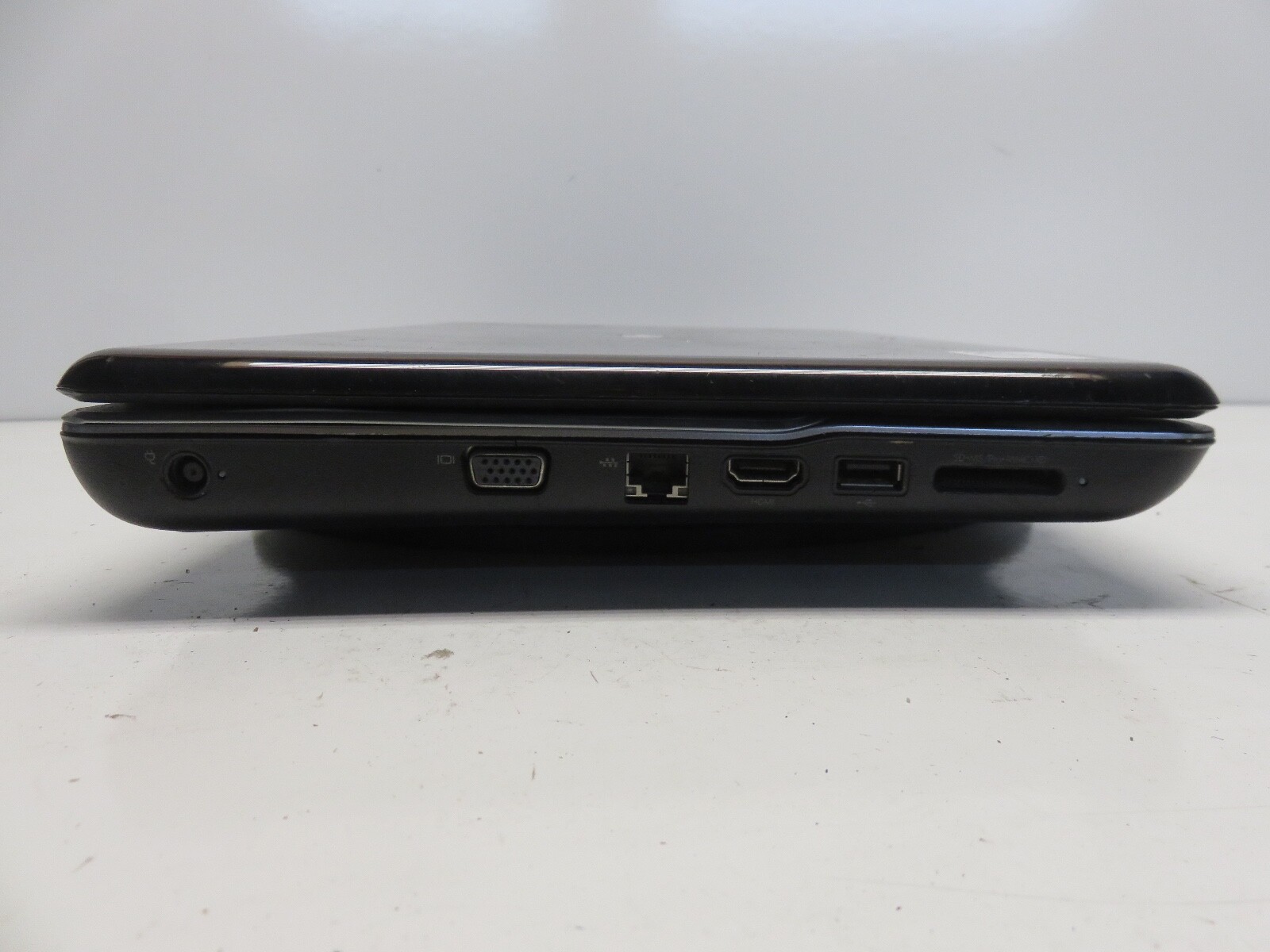 HP G60-4456DX AMD Turion 64 X2 RM-75 2.2GHz 3 GB NO HDD No Batt