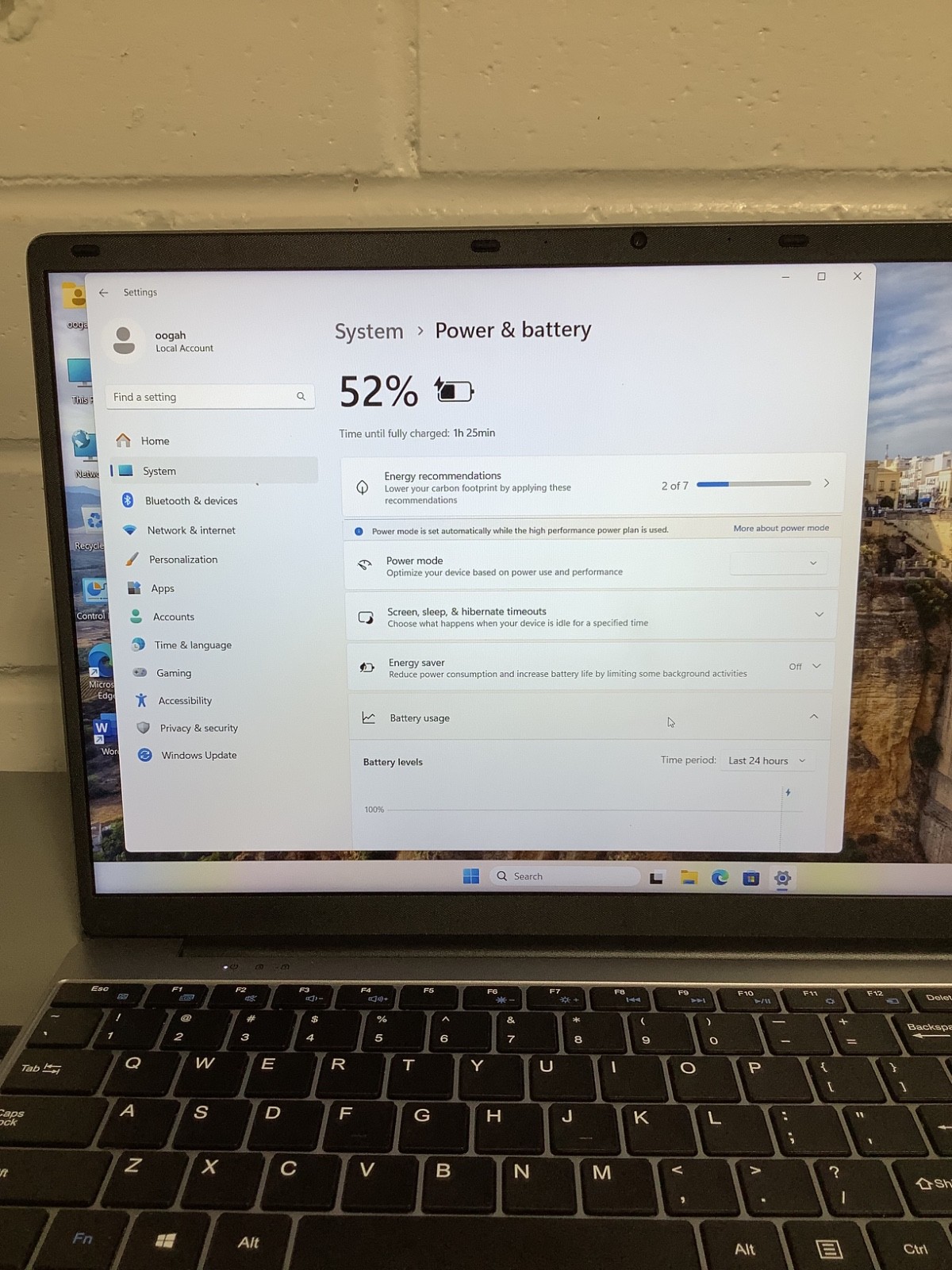 Jumper EZbook S7Hi JNF12 15.6in Laptop 128GB+512GB (JPNLDAD330742)