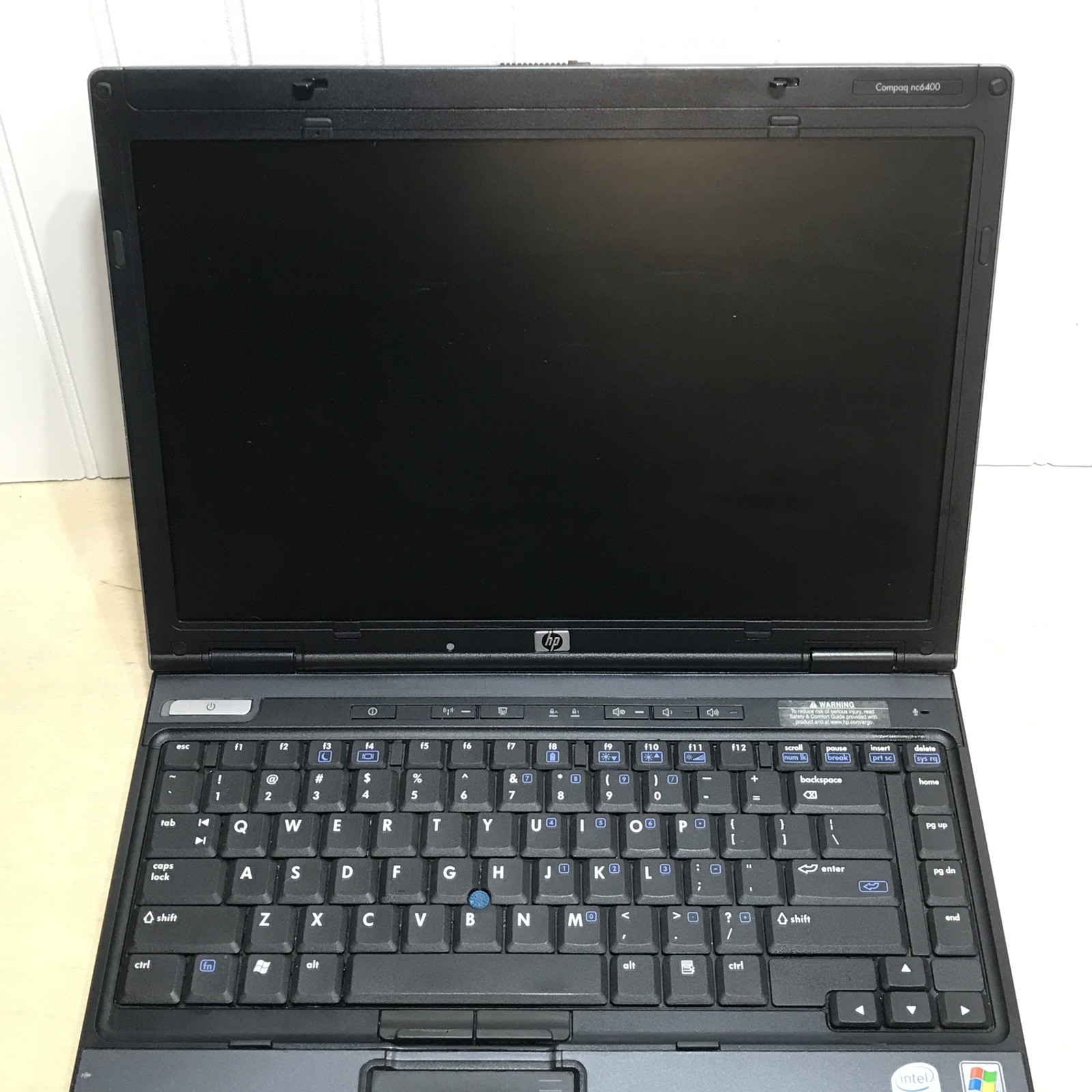 VTG HP Compaq nc6400 14″ Laptop Intel Centrino Duo XP Untested