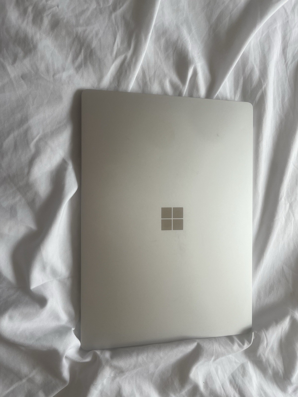 Microsoft Surface 3 Laptop 13.3″ Display, I5-1035G7, 8GB RAM, 128GB SSD, Used