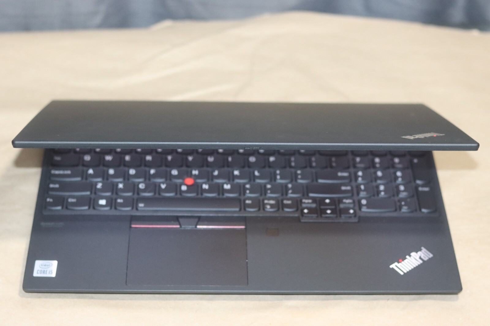 Lenovo ThinkPad T15 Gen 1 1.6 GHz i5-10210U 16GB Ram 256GB SSD – Very Good