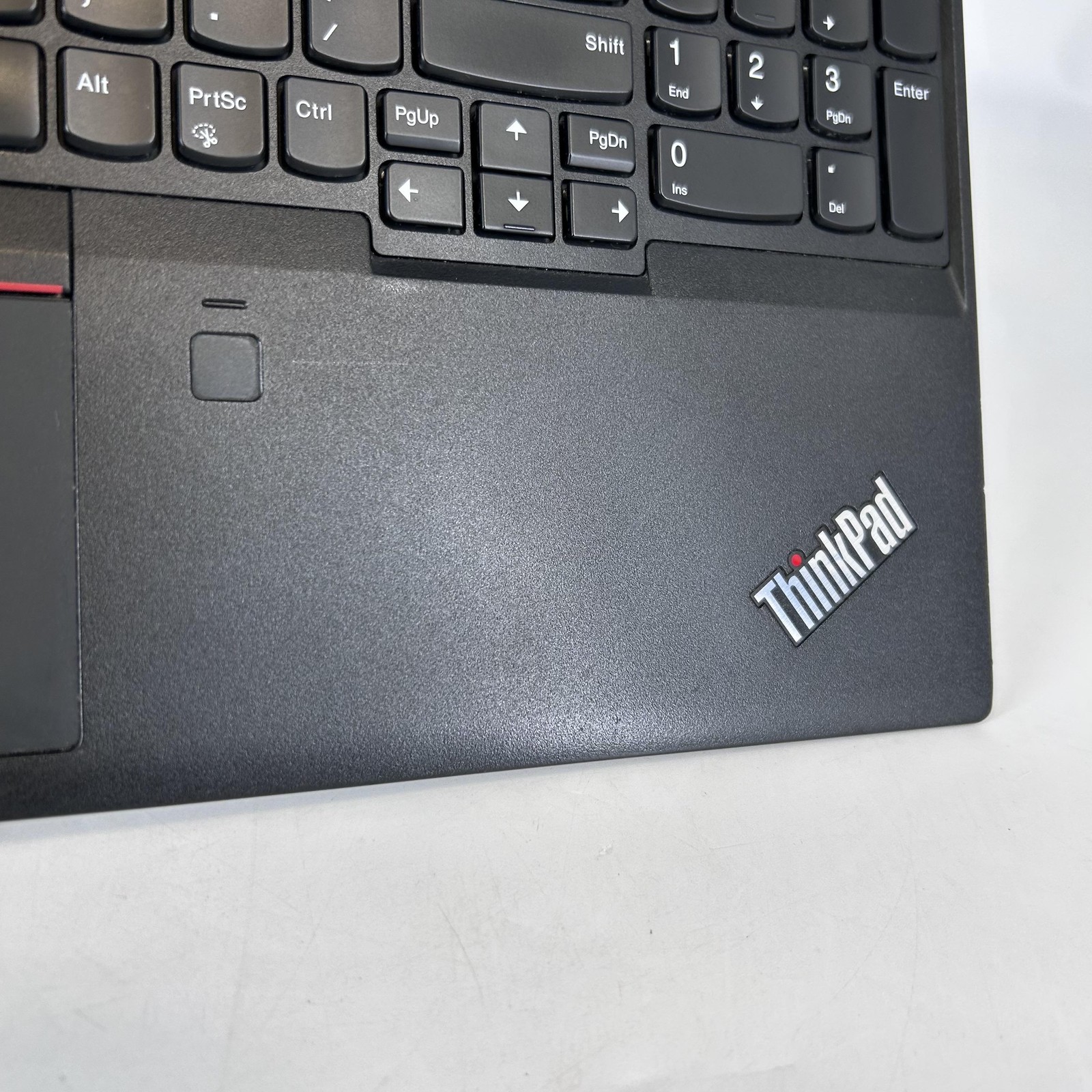 Lenovo ThinkPad T580 15.6 Black FHD i5-8250U 1.60GHz 16GB 256GB SSD – Bad Keys