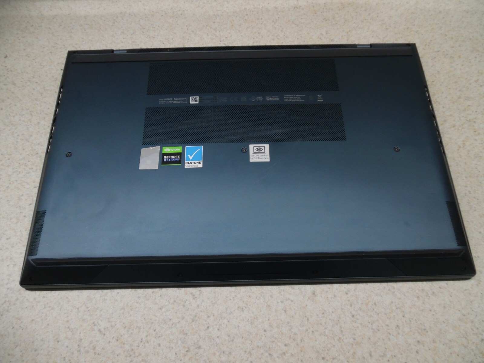 ASUS ZenBook Pro Duo 15 OLED 4K, GeForce RTX 3060, i9-12900H, 32GB, 4TB