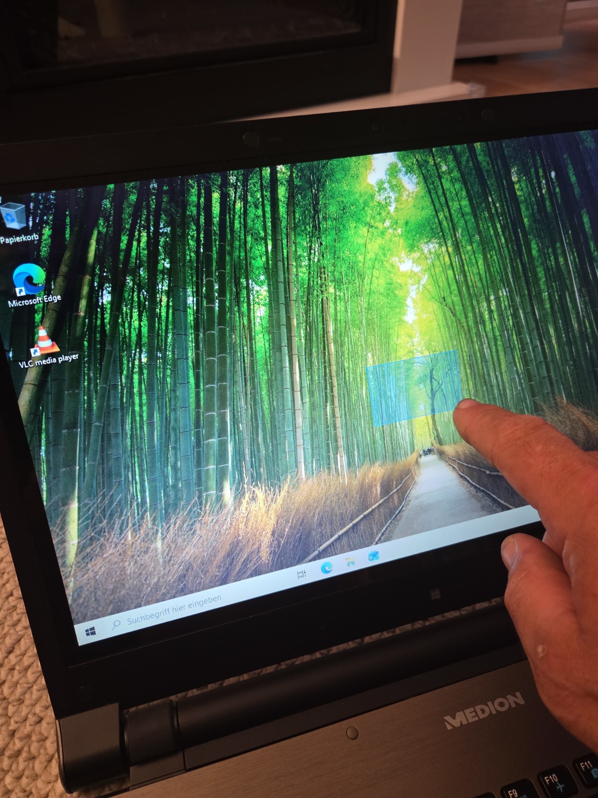 Medion Akoya S621xT Touch | Intel Core i3 | 6GB RAM | 120GB SSD | Windows 10