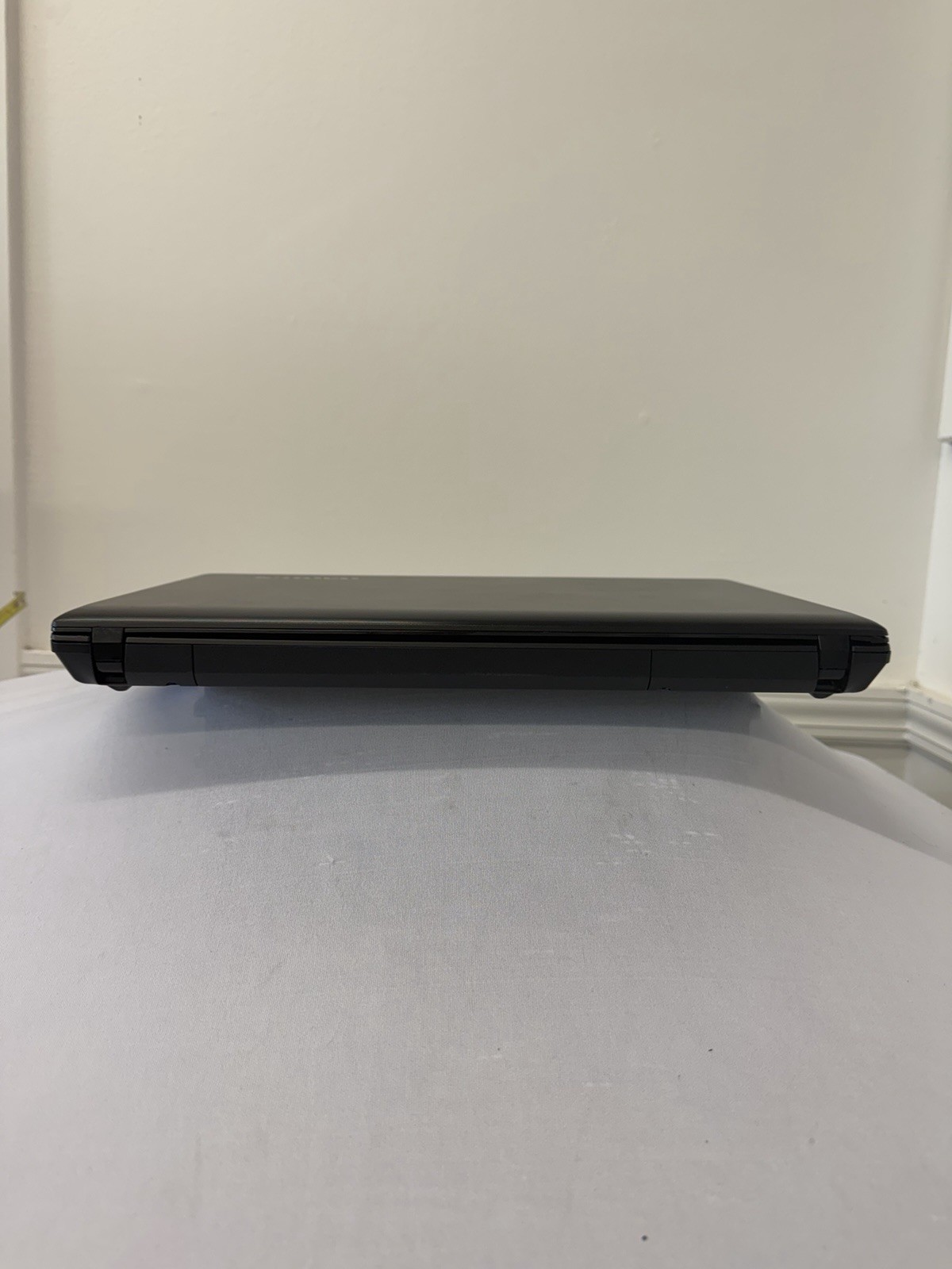 Lenovo Ideapad N580-20182 Laptop – Good Screen – Intel Pentium B960 – Read Des