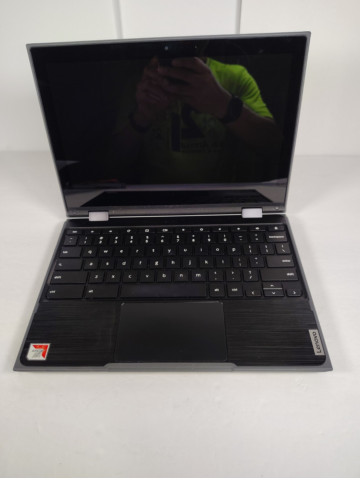 Lenovo Chromebook 300e 2nd Gen AST 82CE AMD A4 4GB RAM 32GB eMMC – FREE SHIPPING